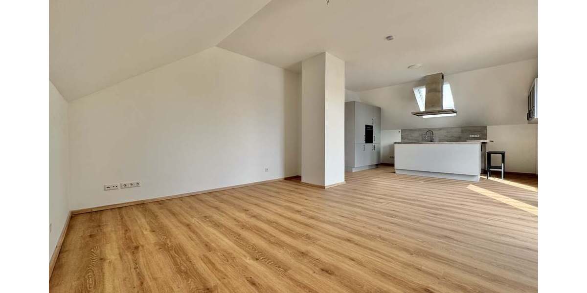 Großes Wohnzimmer mit ...