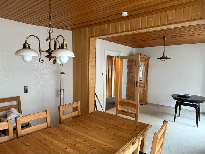 Wohn- und Esszimmer
